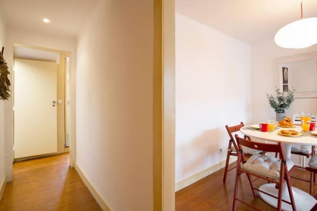 Balcony Apartment In Lisbon Center Exterior photo